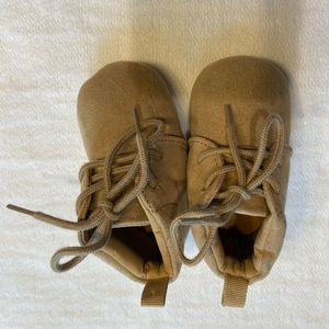 Old navy baby booties